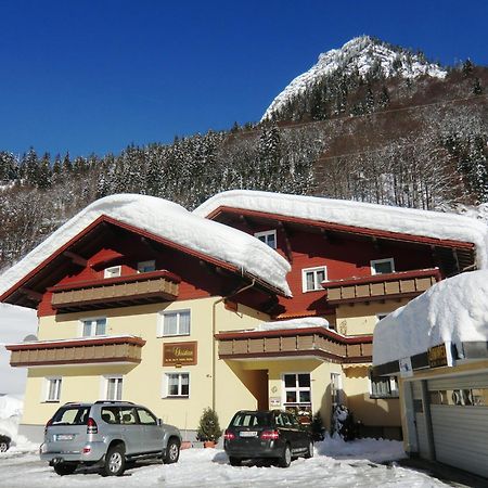 Haus Christian Apartman Klosterle am Arlberg Kültér fotó