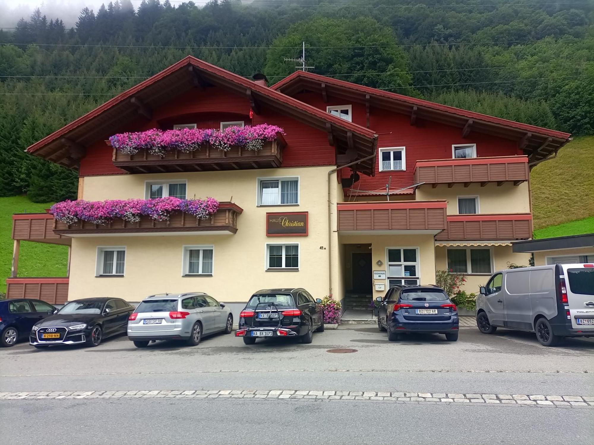 Haus Christian Apartman Klosterle am Arlberg Kültér fotó