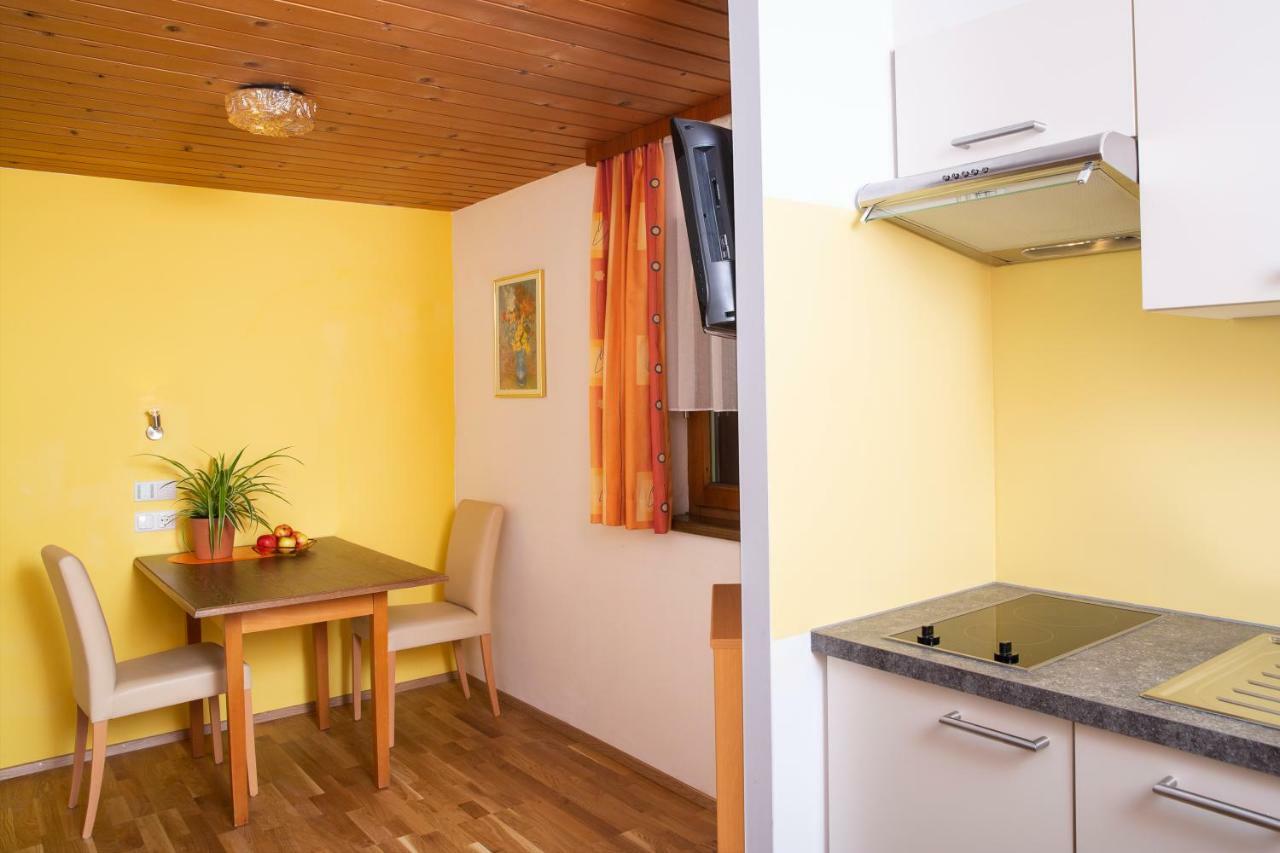 Haus Christian Apartman Klosterle am Arlberg Kültér fotó