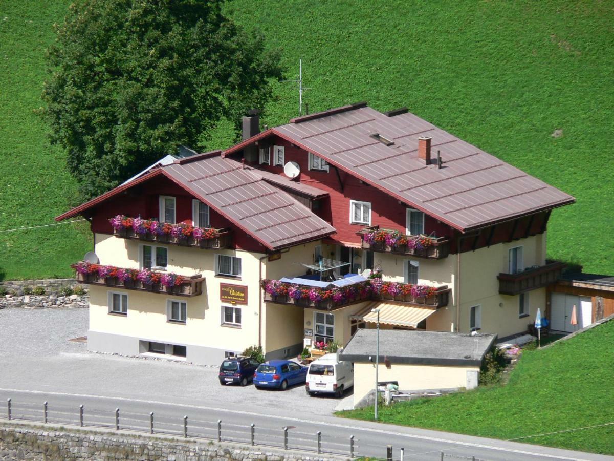 Haus Christian Apartman Klosterle am Arlberg Kültér fotó